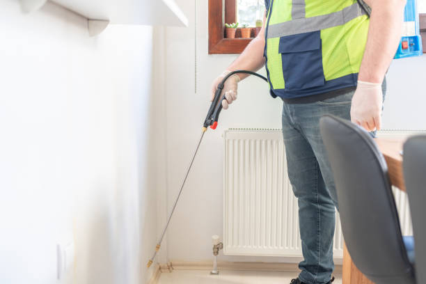 Best Pest Removal Services  in Emerald Lakes, PA