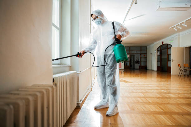 Best Cockroach Control Services  in Emerald Lakes, PA